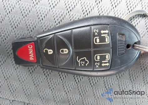 2009 Chrysler Town & Country Touring из США, поврежденный, VIN 2A8HR54199R515406